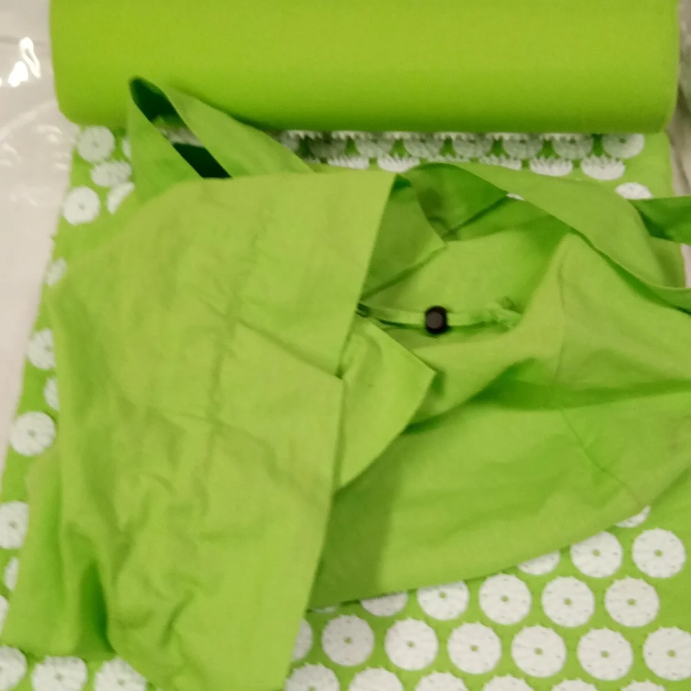 Acupuncture Pad, Pillow, & Carring Bag